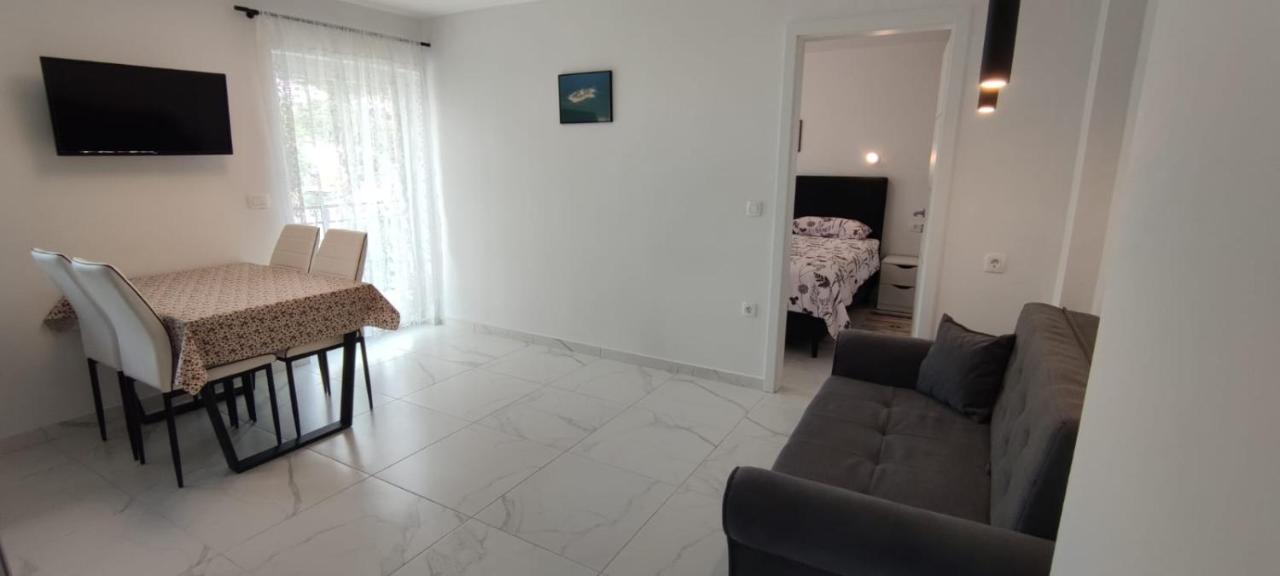 Apartments Inbox Kostrena Esterno foto