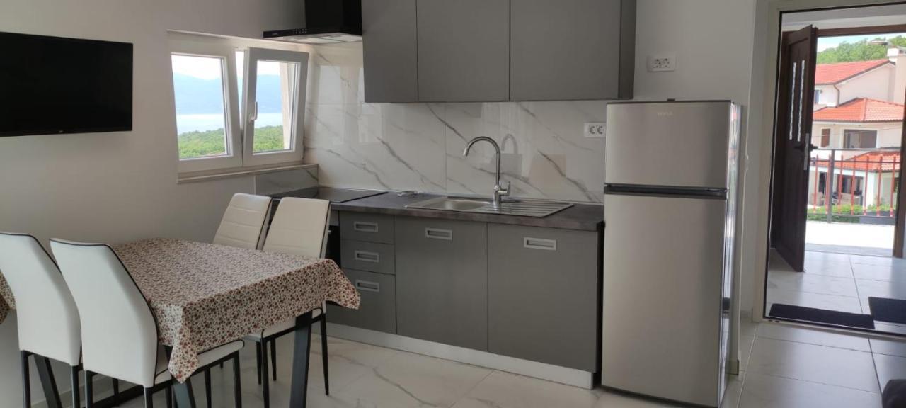 Apartments Inbox Kostrena Esterno foto