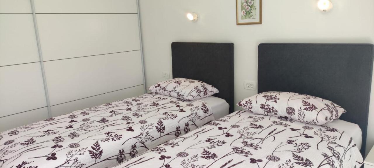Apartments Inbox Kostrena Esterno foto