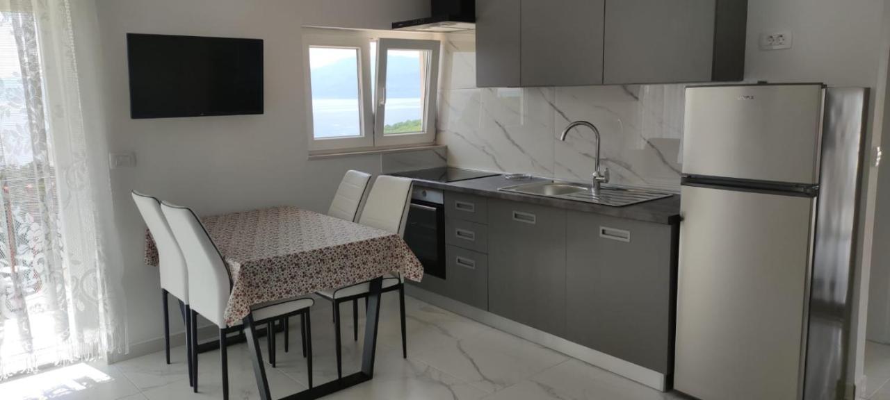 Apartments Inbox Kostrena Esterno foto